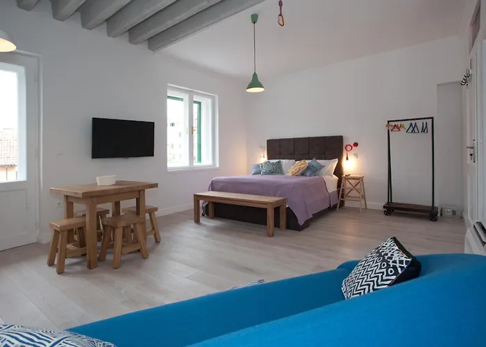 דירה Stylish Theatre